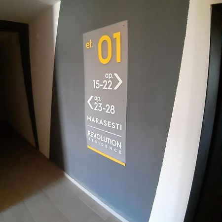 Revolution Apartment Бая-Маре Экстерьер фото