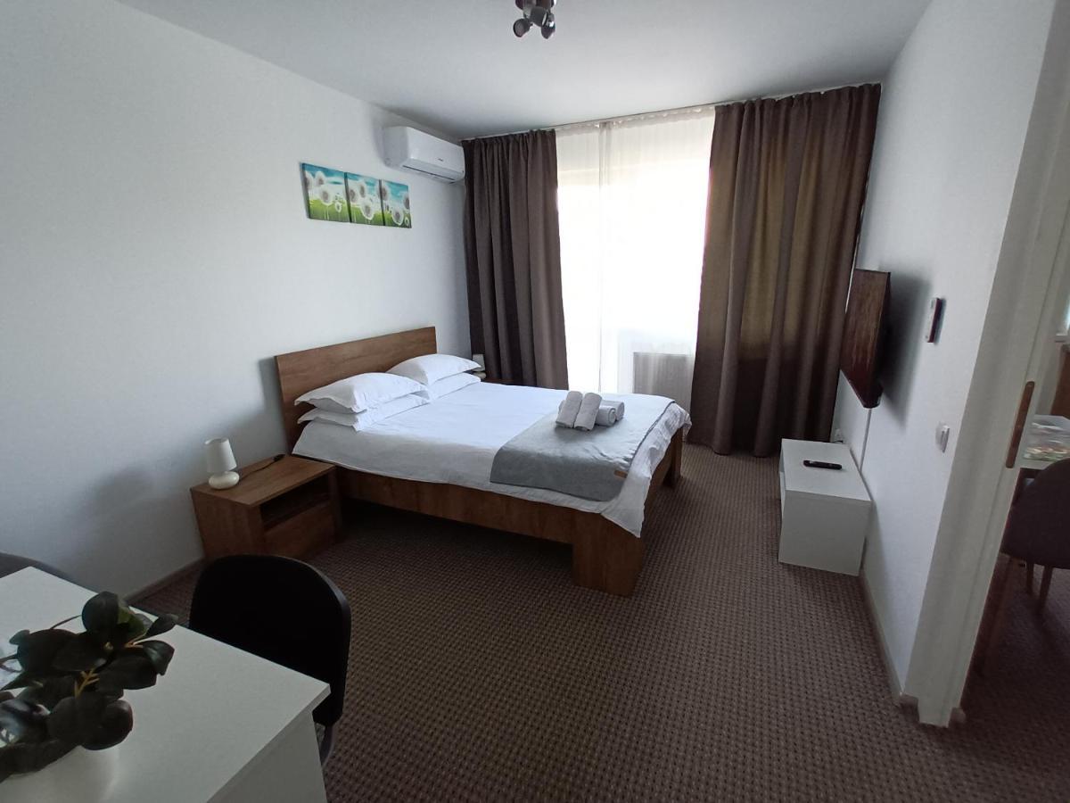 Revolution Apartment Бая-Маре Экстерьер фото