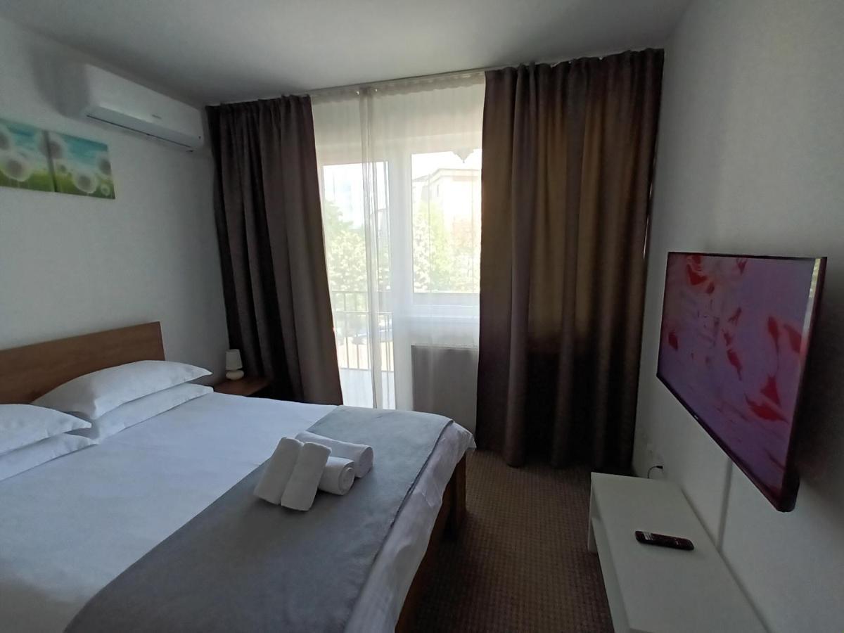 Revolution Apartment Бая-Маре Экстерьер фото