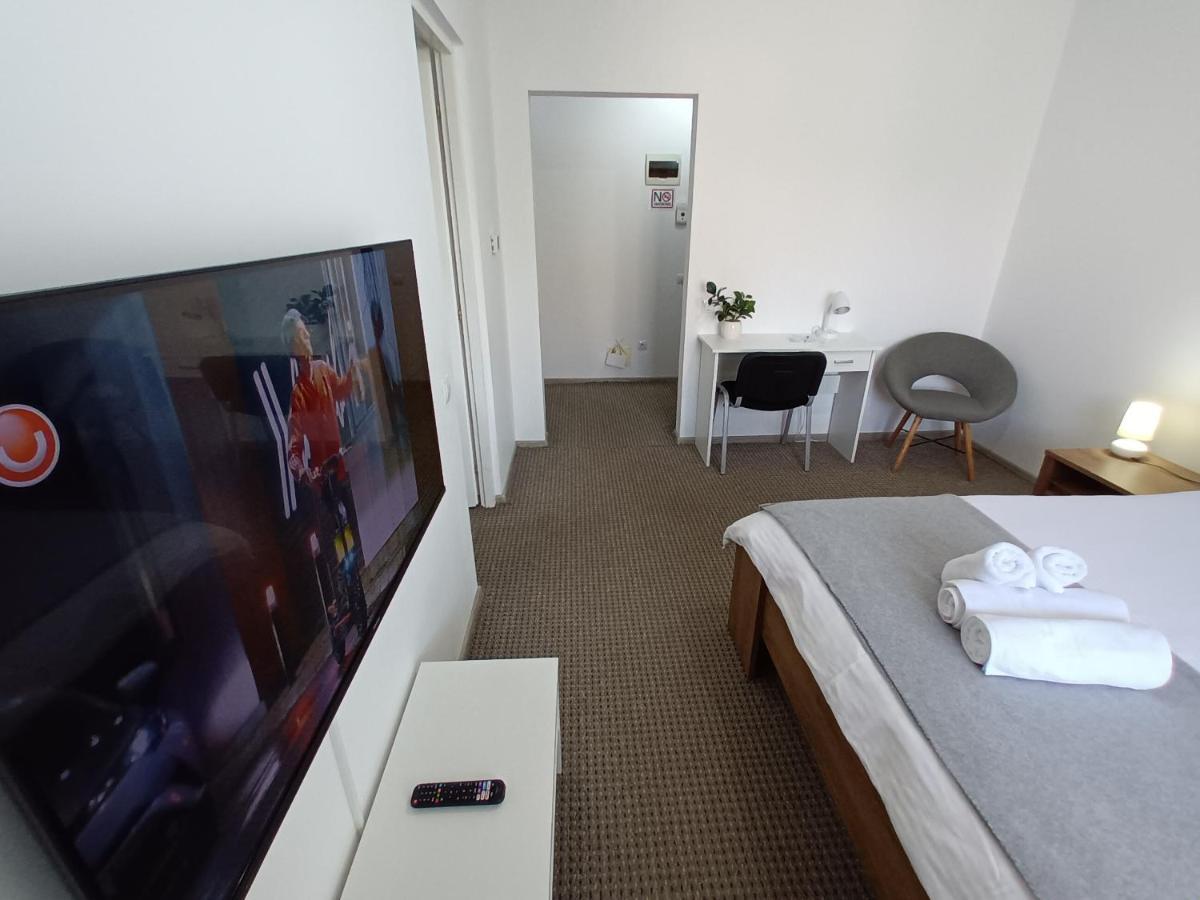 Revolution Apartment Бая-Маре Экстерьер фото