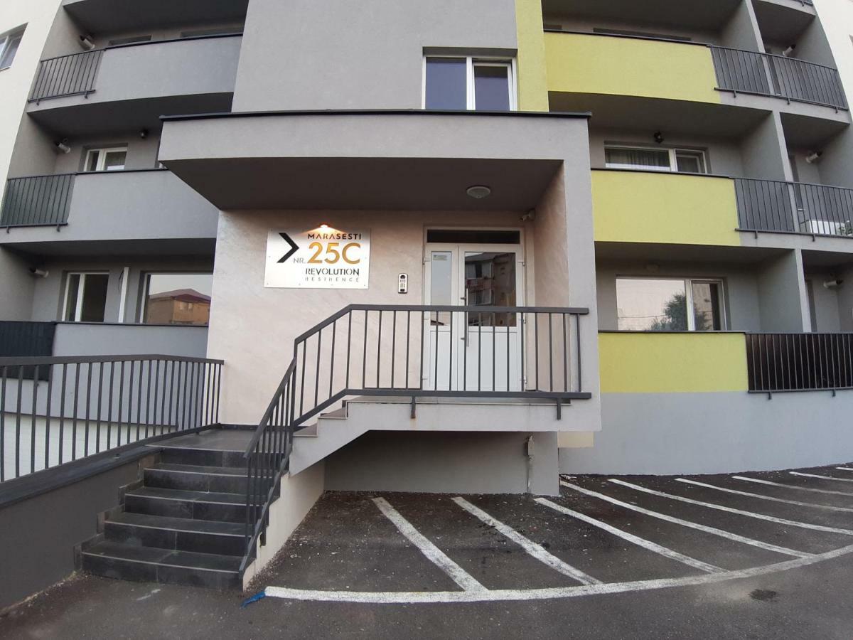 Revolution Apartment Бая-Маре Экстерьер фото